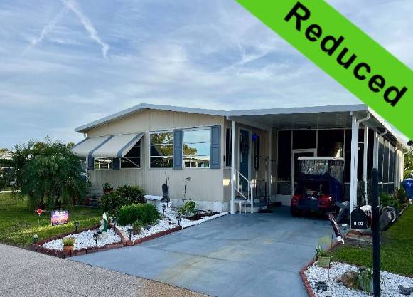 Mobile home for sale in Vencie, FL